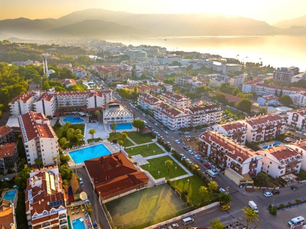 Club Pineta Hotel مرمريس المظهر الخارجي الصورة